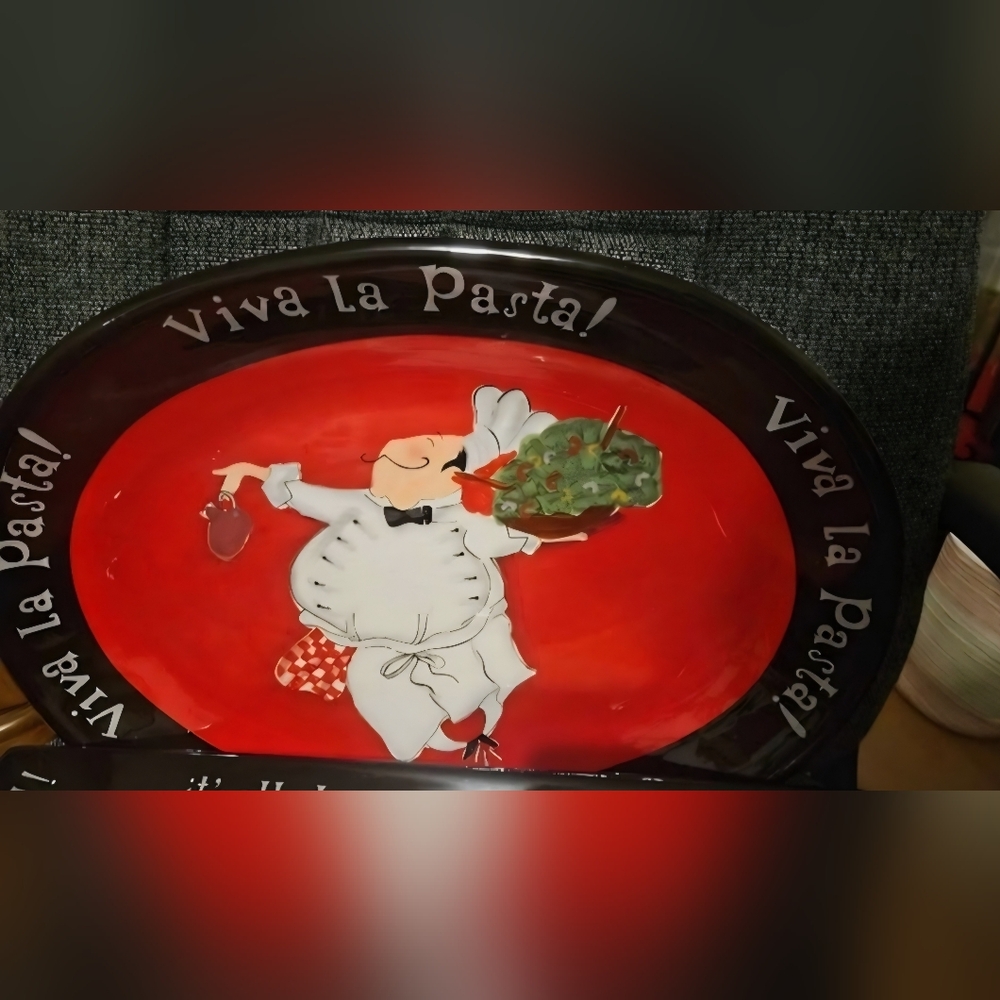 One Certified International Large Chef Pasta Serving Bowl